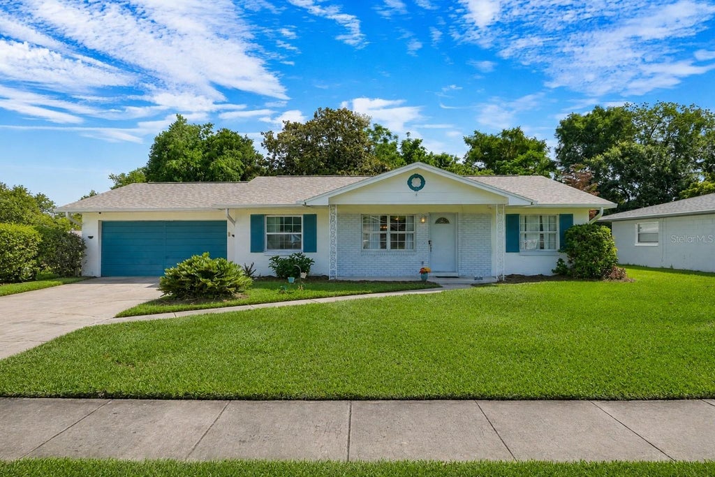 Photo of 2022 Eastbrook Boulevard, Winter Park, FL 32792 (MLS # S5152746)