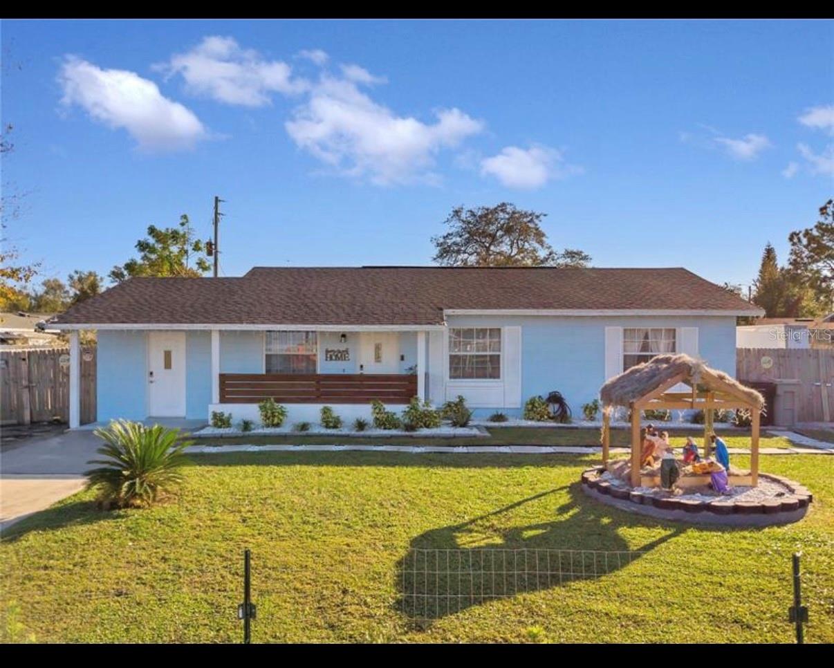 Welcome to your dream home!
This Home features 3 bedrooms, 1 bathroom and a utility room with a/c that can be convert to a 4th bedroom.
As you step inside you will immediately notice this home has been well maintained and meticulously updated, huge backyard with a metal building storage (20x25x12) that can be use for extra storage. The home has a fully fenced-in-backyard providing a safe and private space for outdoor. activities and relaxation, this home offers a serene and friendly neighborhood atmosphere.
You'll love the convenience of being close to major shopping centers making errands just a short drive away
Don't miss the opportunity to make this delightful house your new home
Roof was replaced in 2022, air conditioning and water heater replaced in 2022
The RV on the right side of the property does not convey