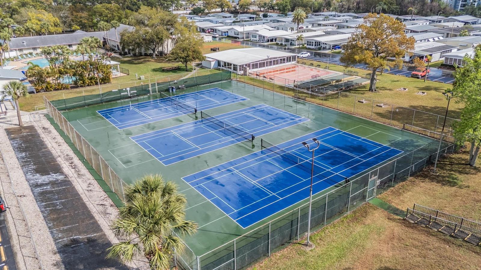 PALM HILL MOBILE HOME PARK UNREC - Residential