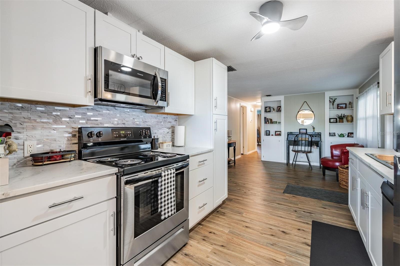 PALM HILL MOBILE HOME PARK UNREC - Residential