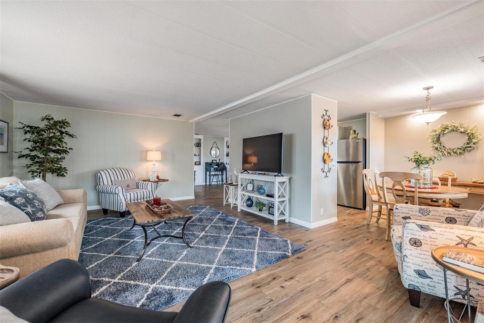 PALM HILL MOBILE HOME PARK UNREC - Residential