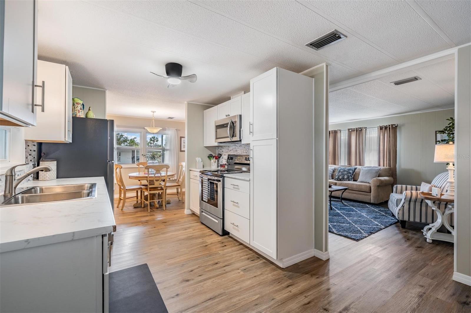 PALM HILL MOBILE HOME PARK UNREC - Residential