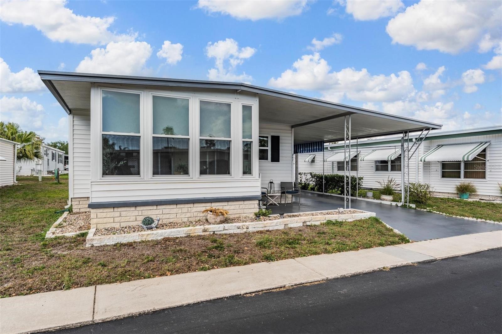 PALM HILL MOBILE HOME PARK UNREC - Residential