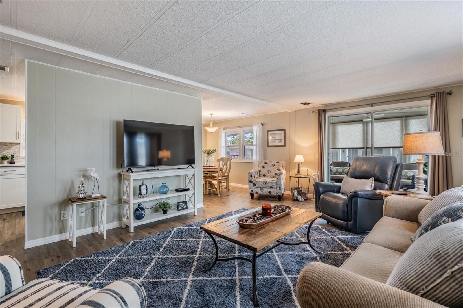 PALM HILL MOBILE HOME PARK UNREC - Residential