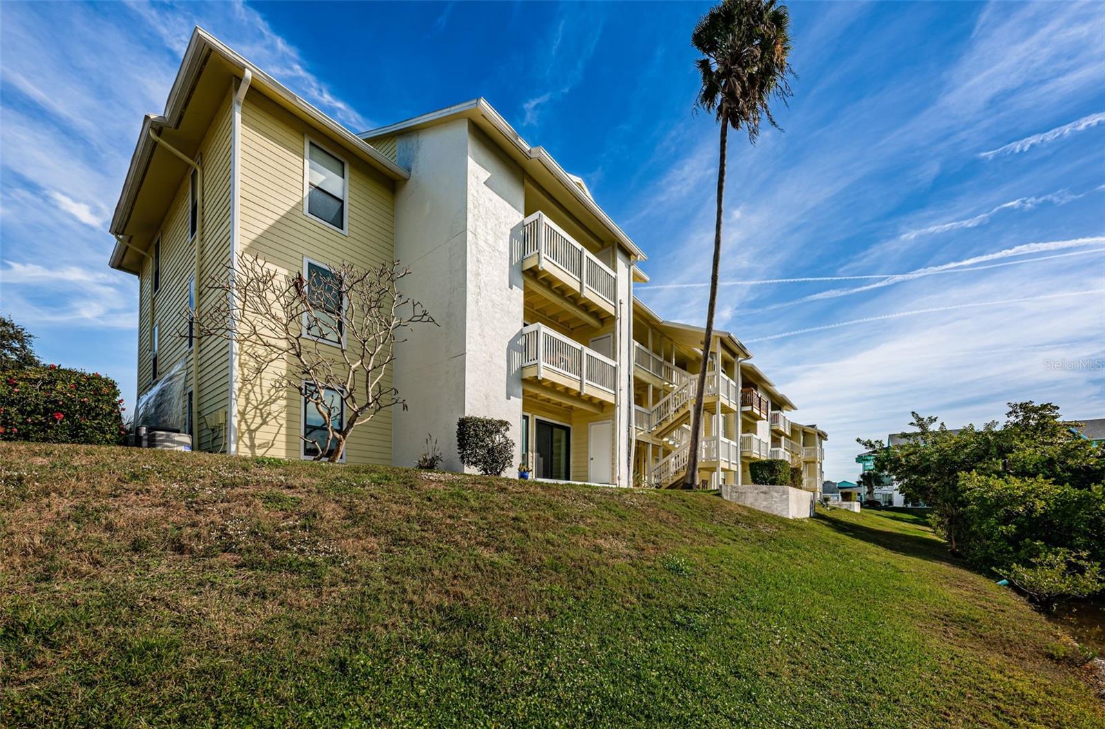 HARBOR CLUB CONDO - Residential