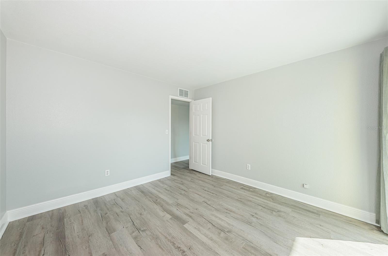 HARBOR CLUB CONDO - Residential