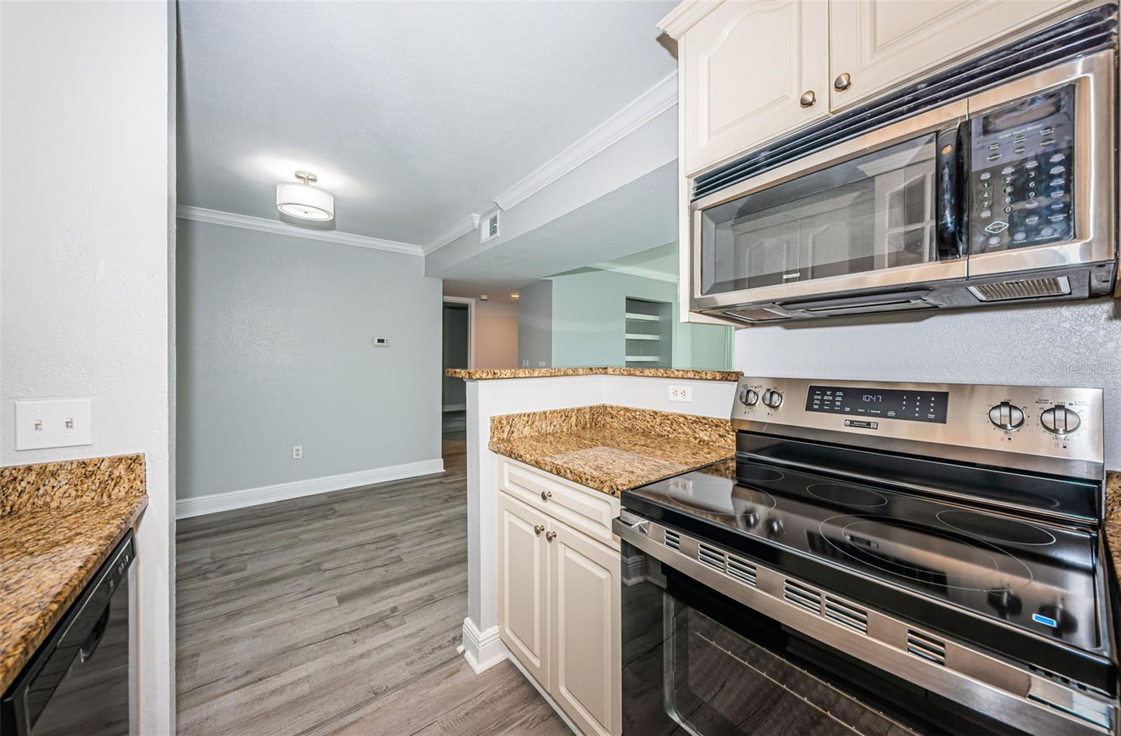 HARBOR CLUB CONDO - Residential