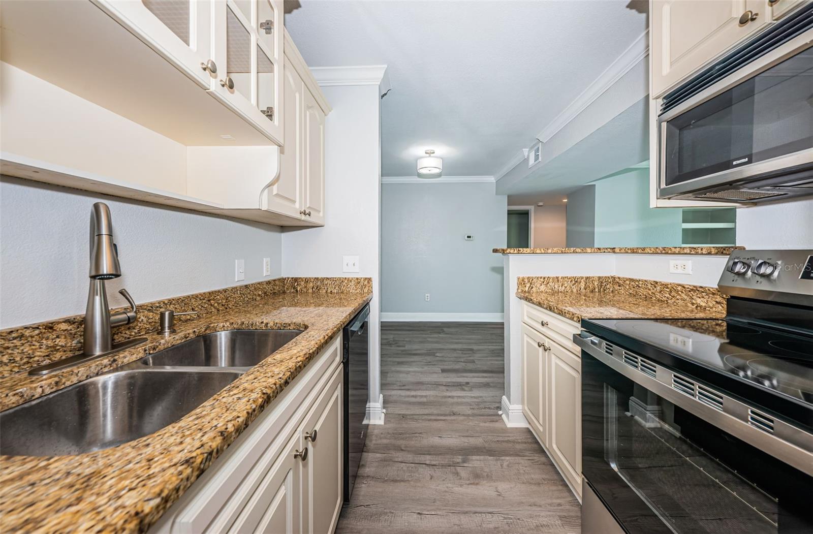 HARBOR CLUB CONDO - Residential