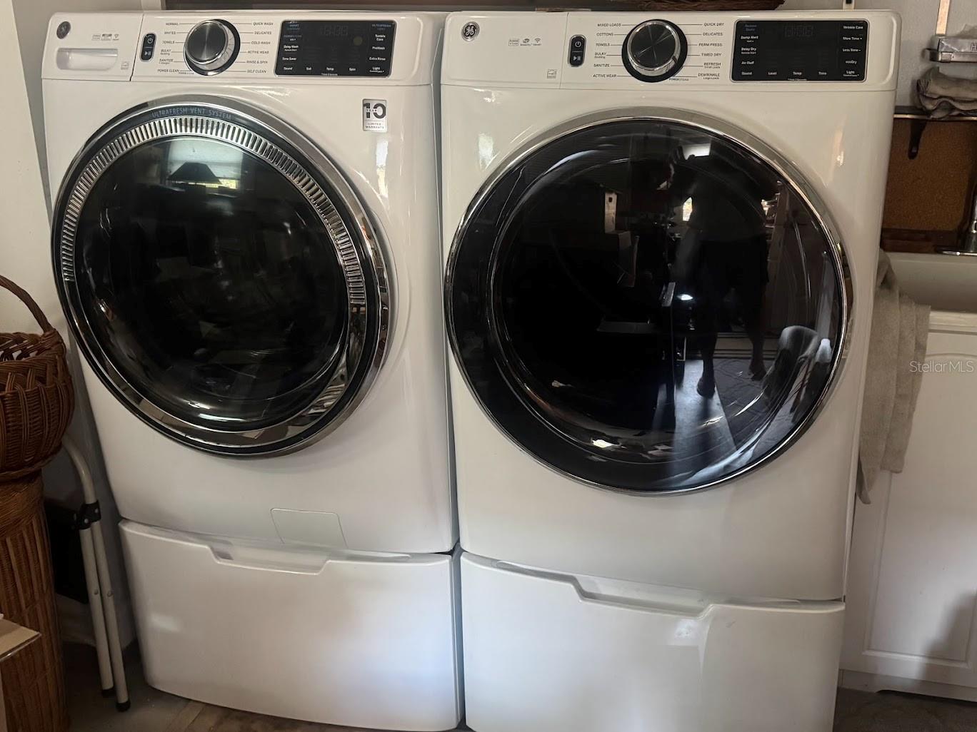 CAMBRIDGE VILLAGE WEST - Residential