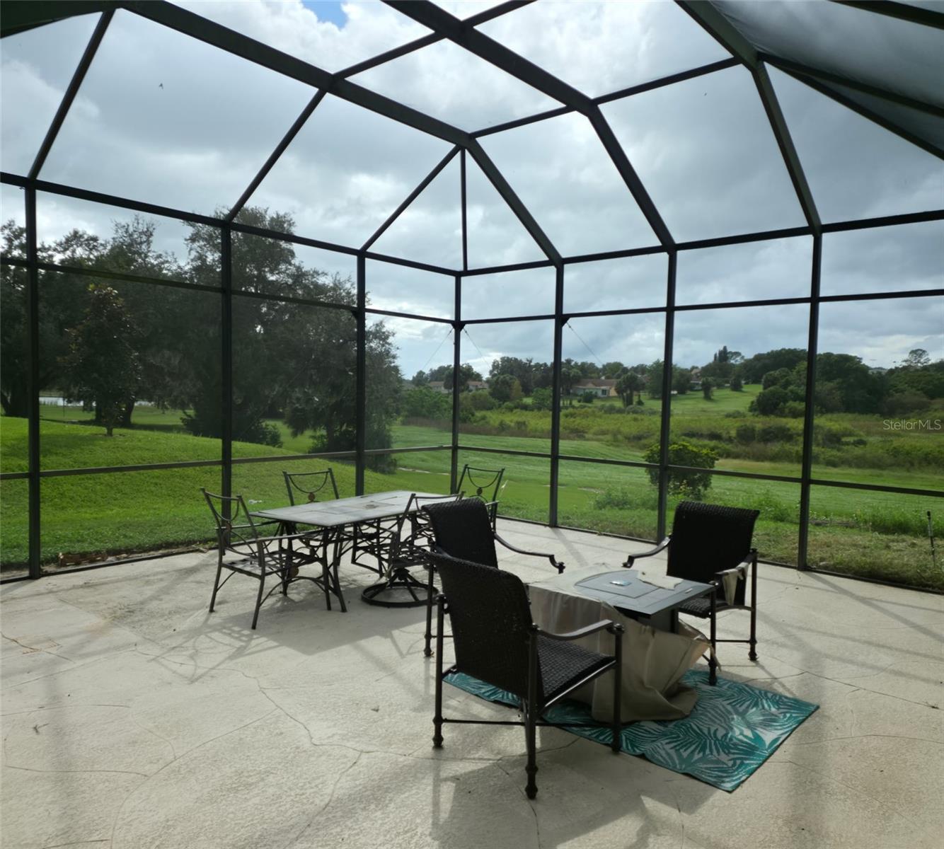 MUIRFIELD ESTATE - Residential