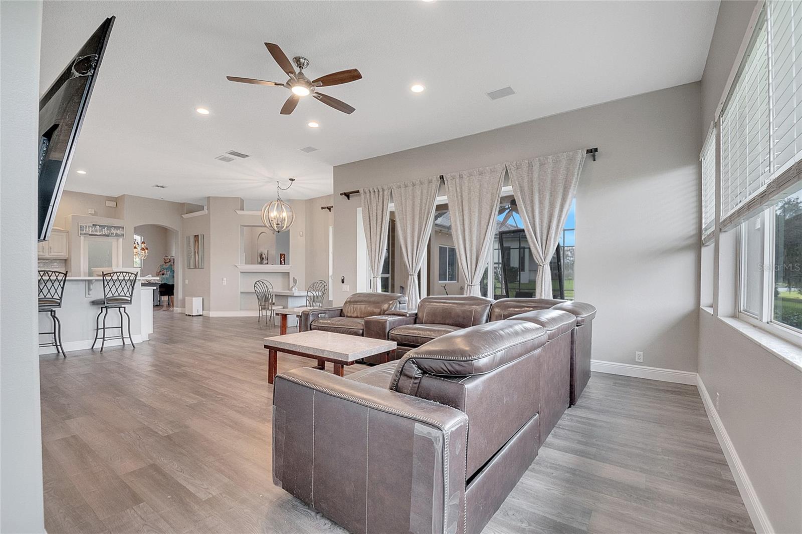 MUIRFIELD ESTATE - Residential