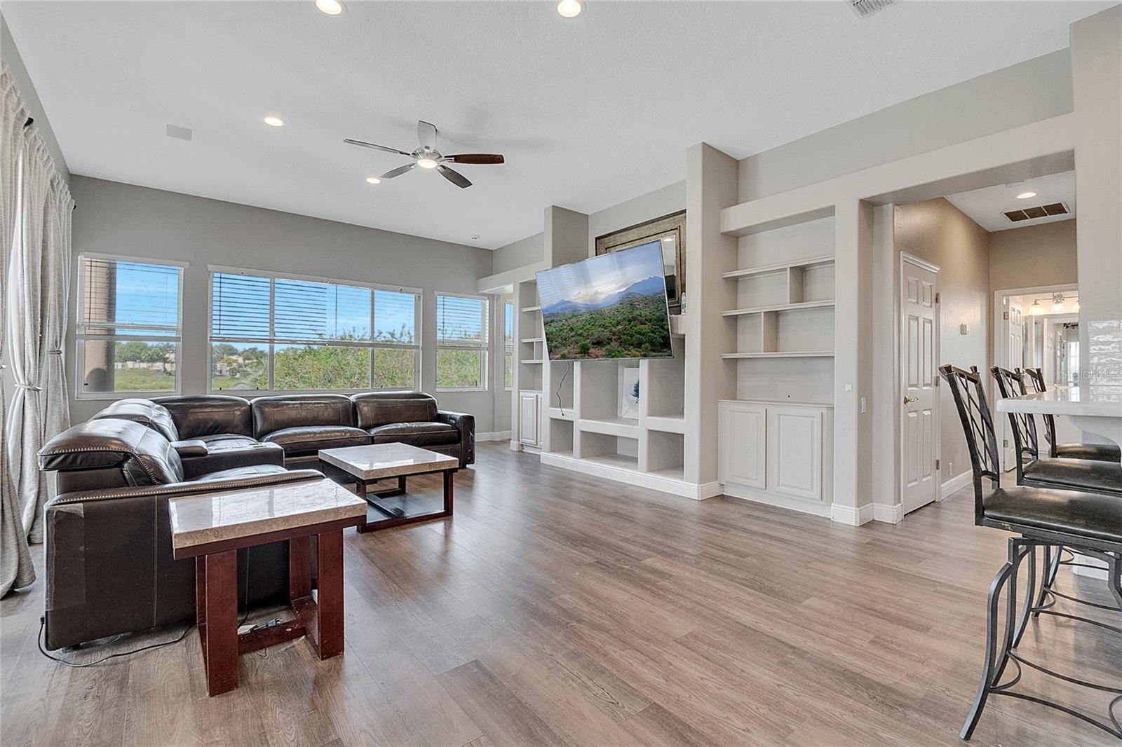 MUIRFIELD ESTATE - Residential