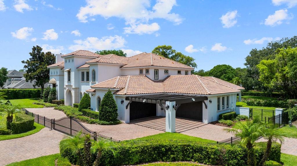 2211 AZALEA PLACE