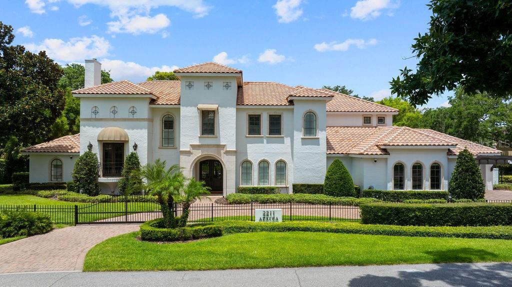 2211 AZALEA PLACE