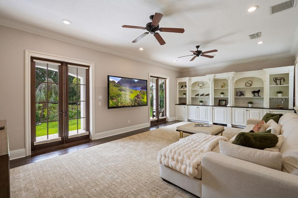 MAITLAND SHORES - Residential