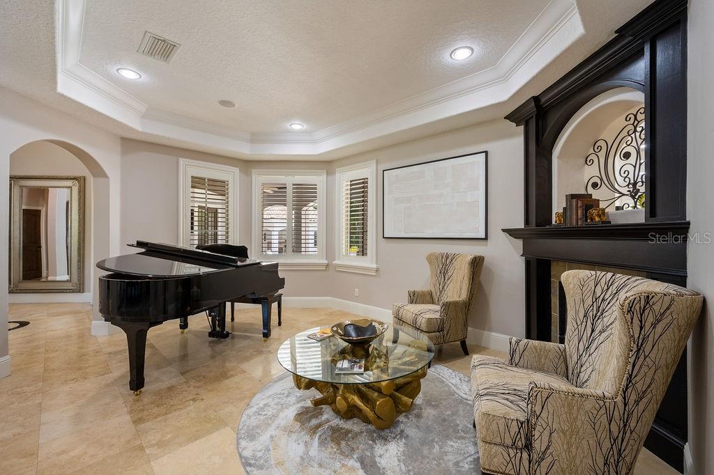 MAITLAND SHORES - Residential