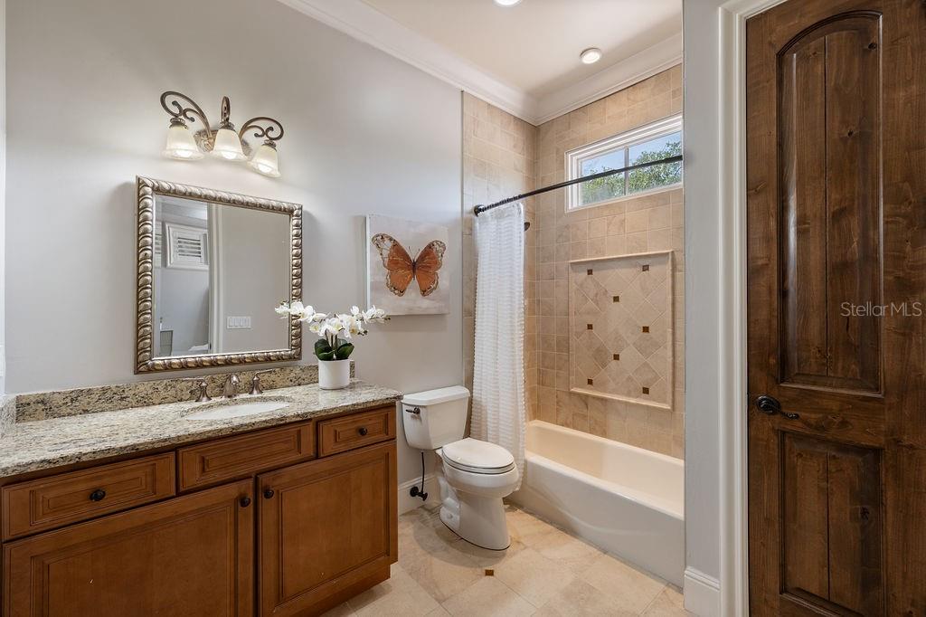 MAITLAND SHORES - Residential