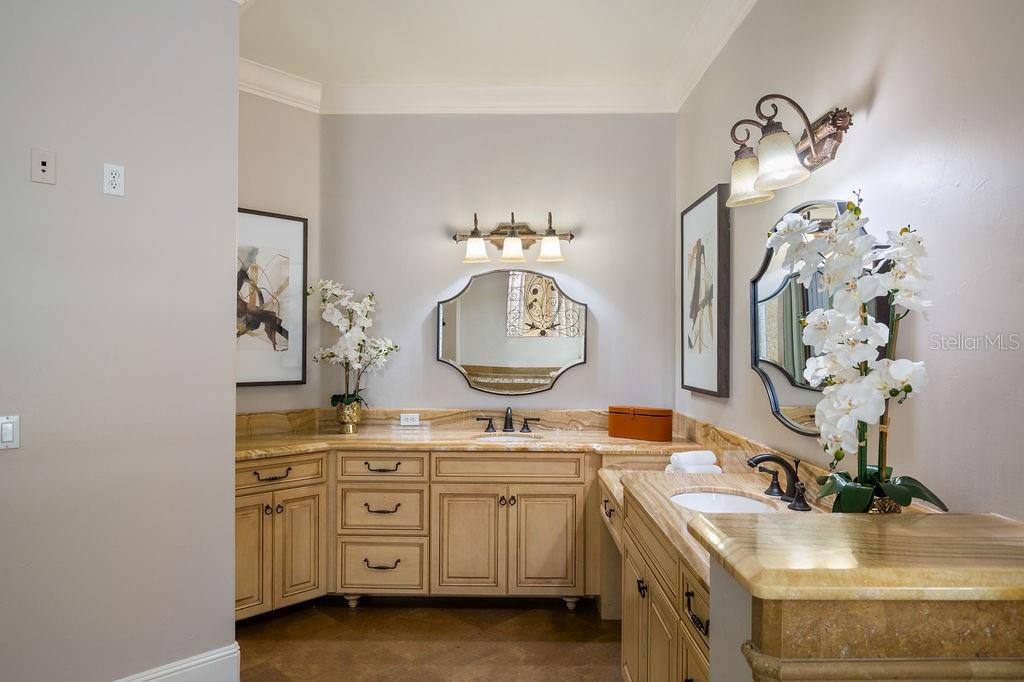 MAITLAND SHORES - Residential