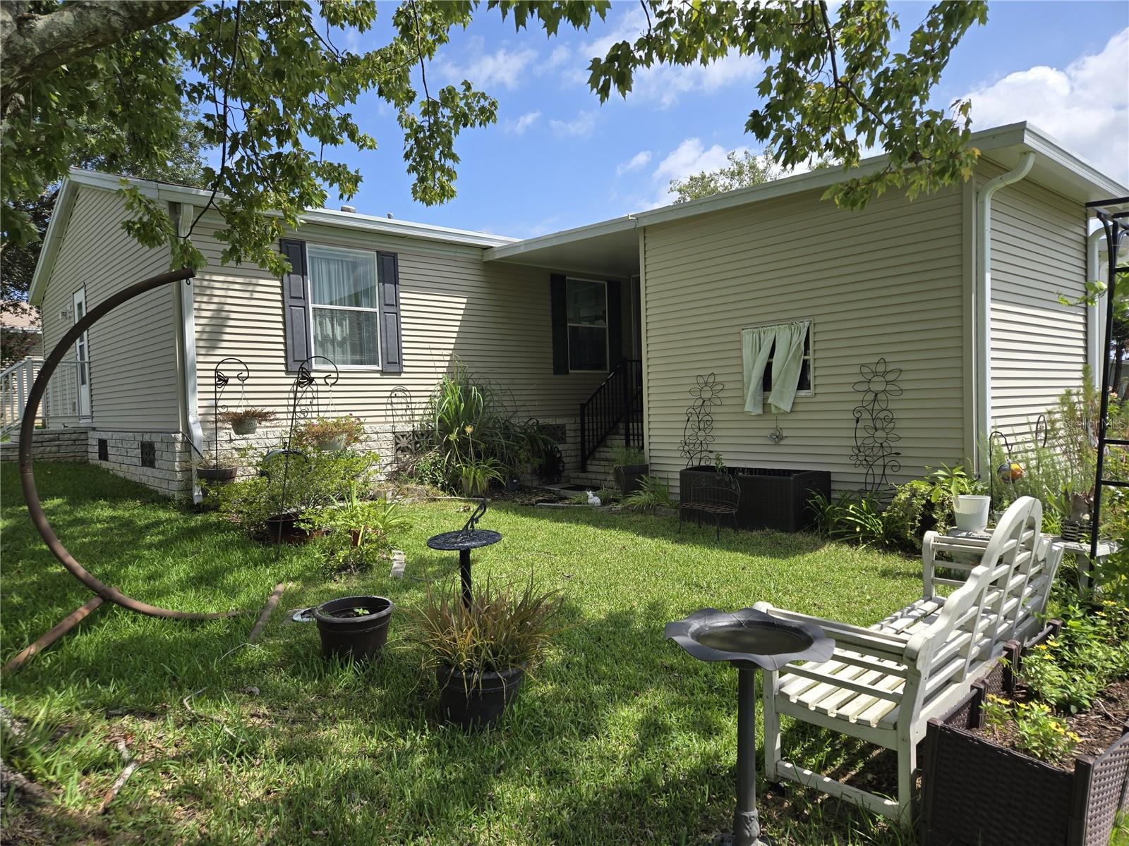 2723 LAKE GRASSMERE CIRCLE 910
