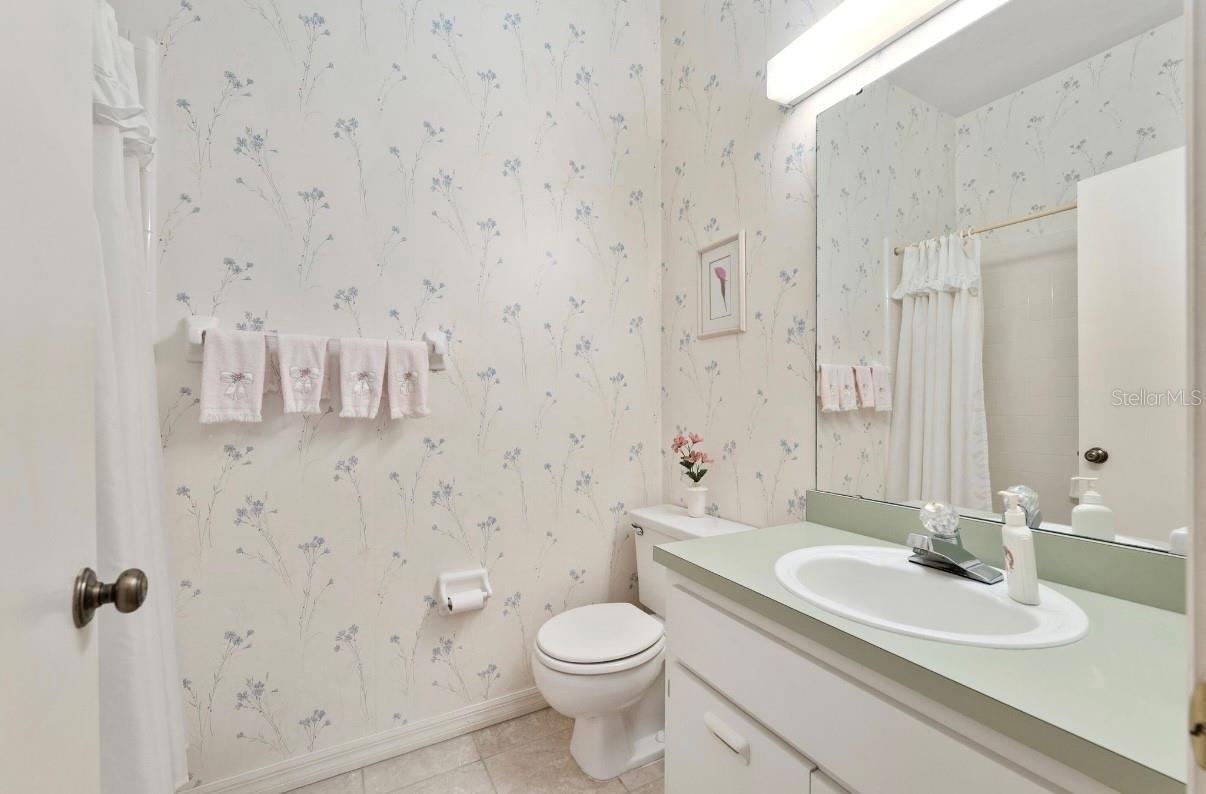 VINTAGE VIEW PH II - Residential