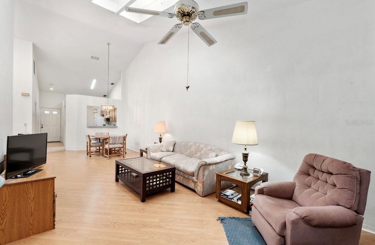 VINTAGE VIEW PH II - Residential