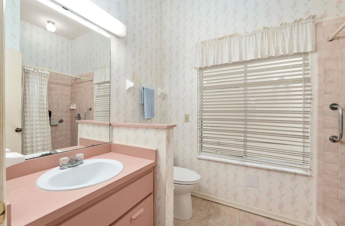 VINTAGE VIEW PH II - Residential