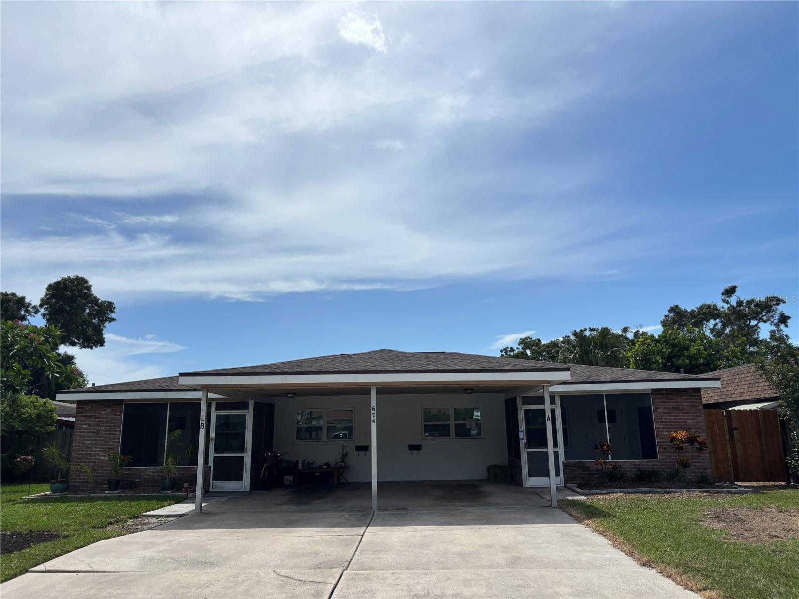 Updated 2-Bedroom Duplex for Rent - Near Belleair Beach!
This newly remodeled duplex offers 2 spacious bedrooms, 1 full bath, and a convenient half bath. Enjoy a bright functional layout with all new stainless steel appliances. Relax on the screened-in front porch or entertain in the private, fenced backyard.
Located in a fantastic Largo neighborhood, just one street from the City of Belleair and only a 5-minute drive to Belleair Beach. This rental is perfect for those seeking comfort, convenience, and a great location near the coast.