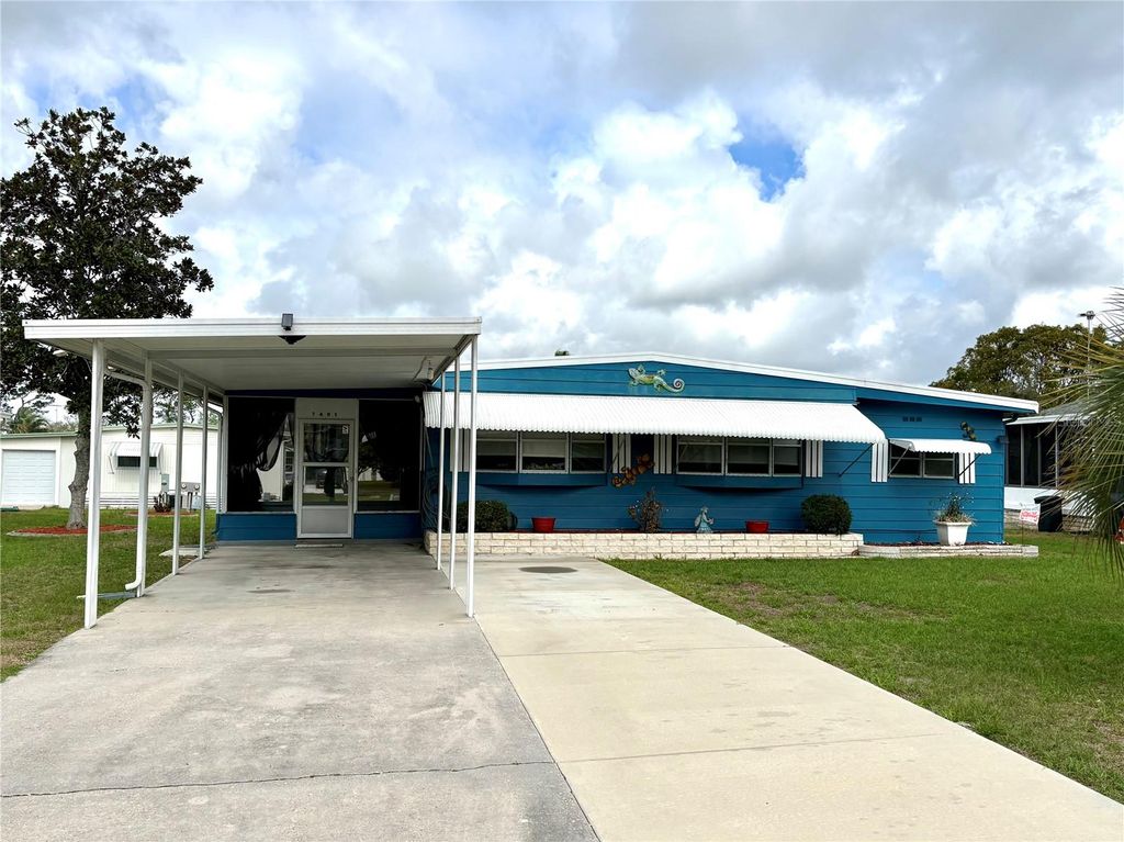 Photo of 7481 First Circle Drive, Brooksville, FL 34613 (MLS # W7883868)