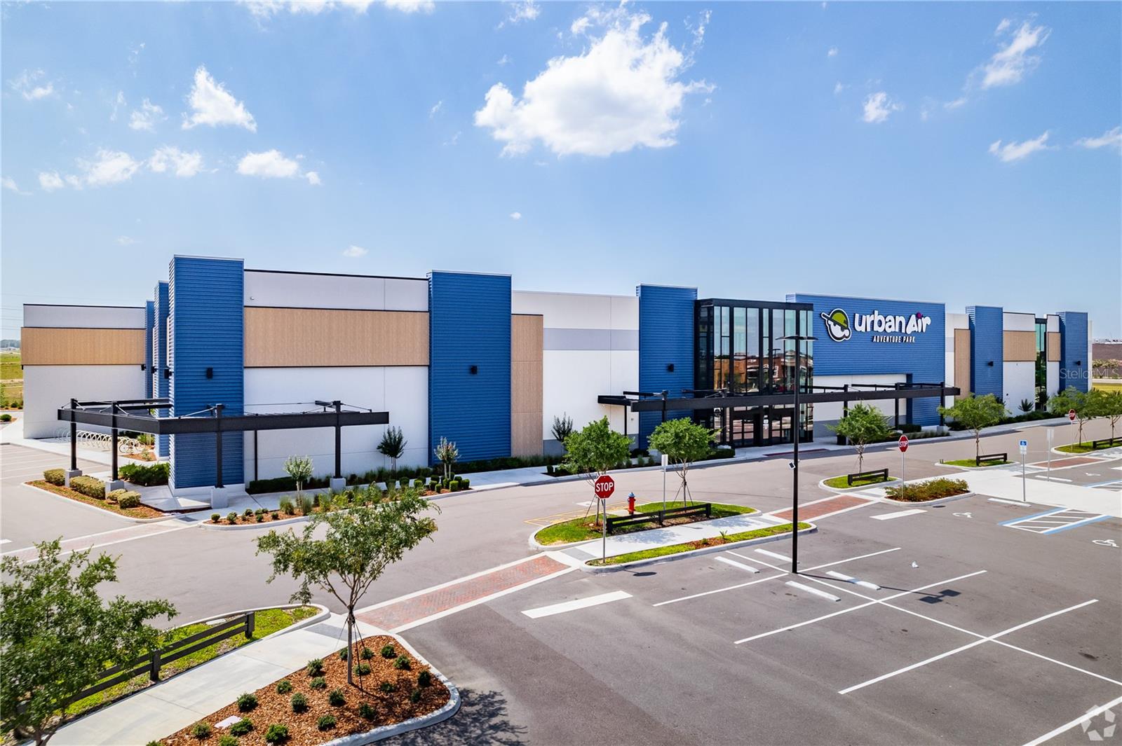 HAMLIN SOUTHWEST - Commercial Sale