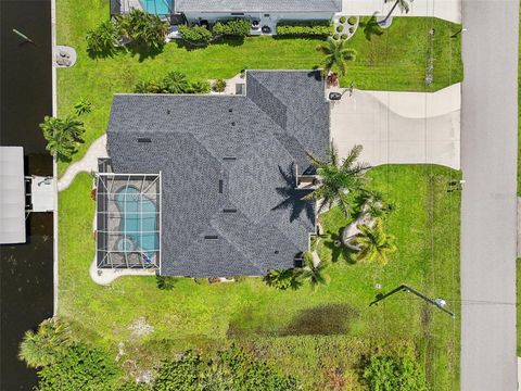 A home in PORT CHARLOTTE