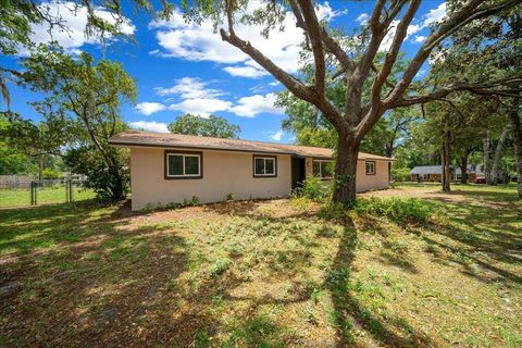 Tiny photo for 4506 NE 10th Street, Ocala, FL 34470 (MLS # G5112754)