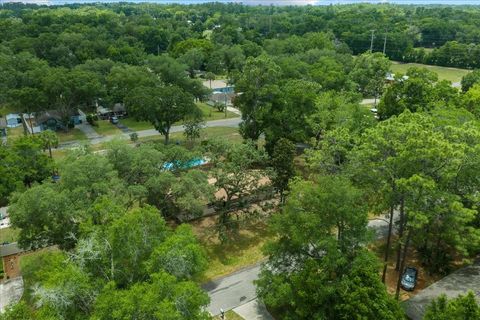 Tiny photo for 4506 NE 10th Street, Ocala, FL 34470 (MLS # G5112754)