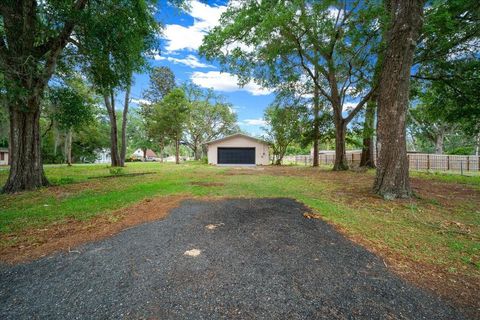 Tiny photo for 4506 NE 10th Street, Ocala, FL 34470 (MLS # G5112754)