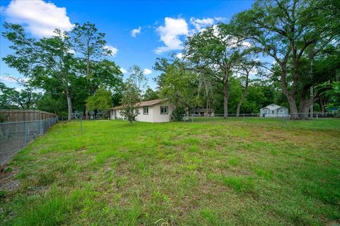 Tiny photo for 4506 NE 10th Street, Ocala, FL 34470 (MLS # G5112754)