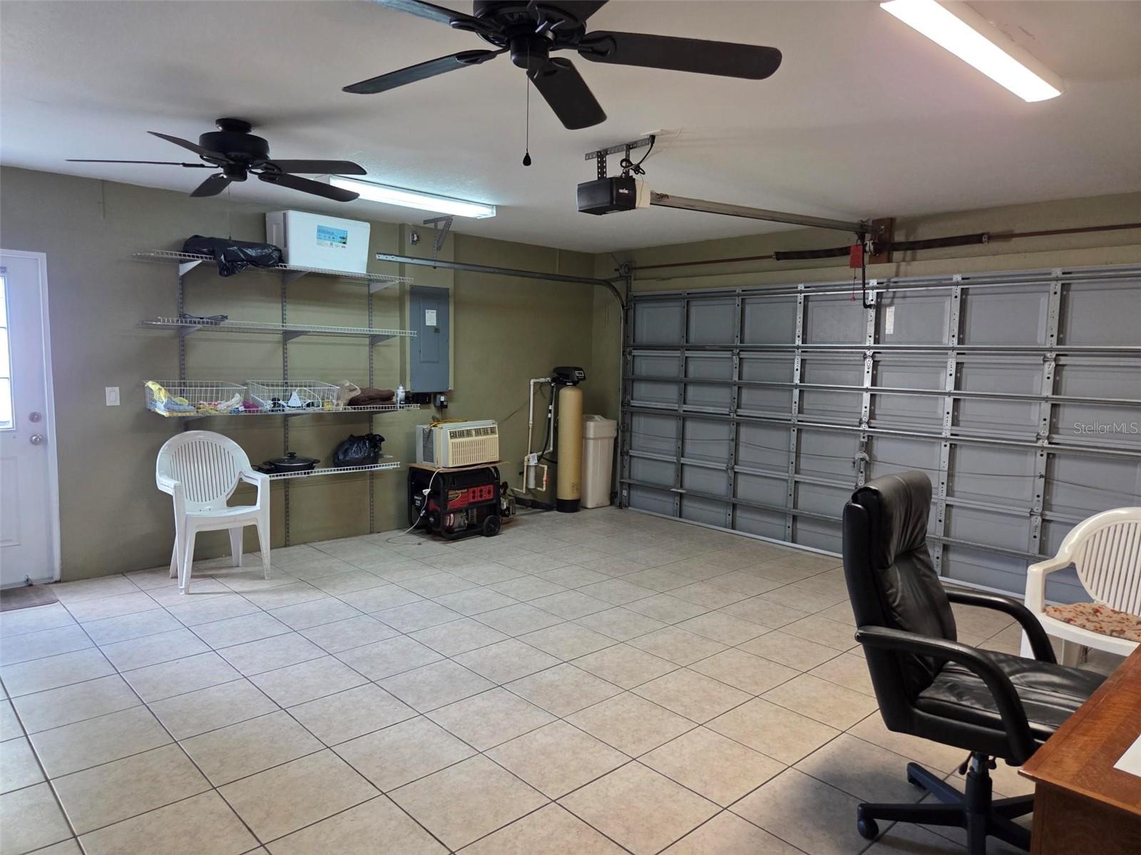 MOON LAKE ESTATES - Residential