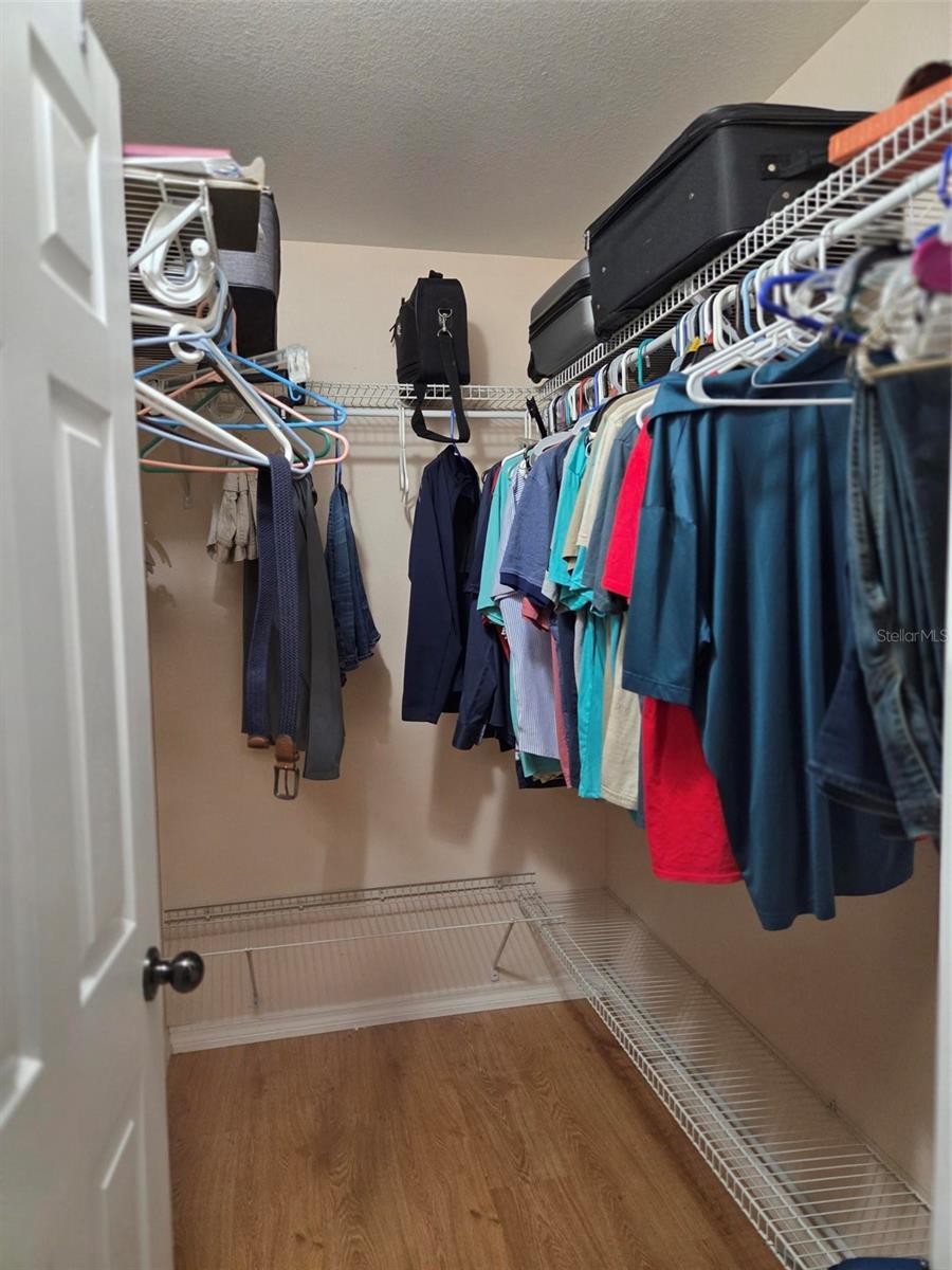 MOON LAKE ESTATES - Residential