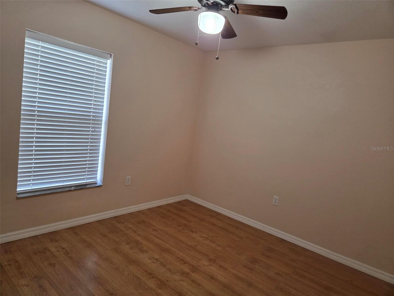 MOON LAKE ESTATES - Residential