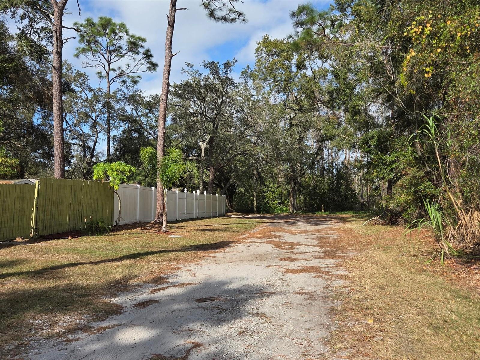 MOON LAKE ESTATES - Residential