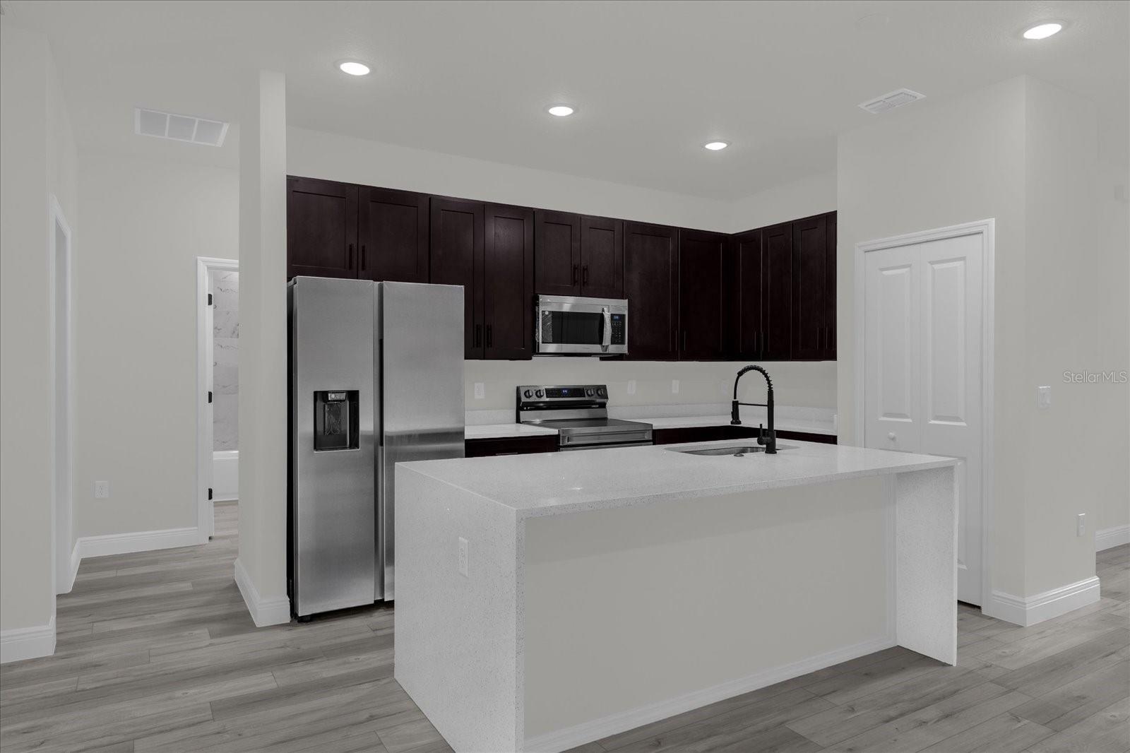 CITRUS SPGS UNIT 27 - Residential