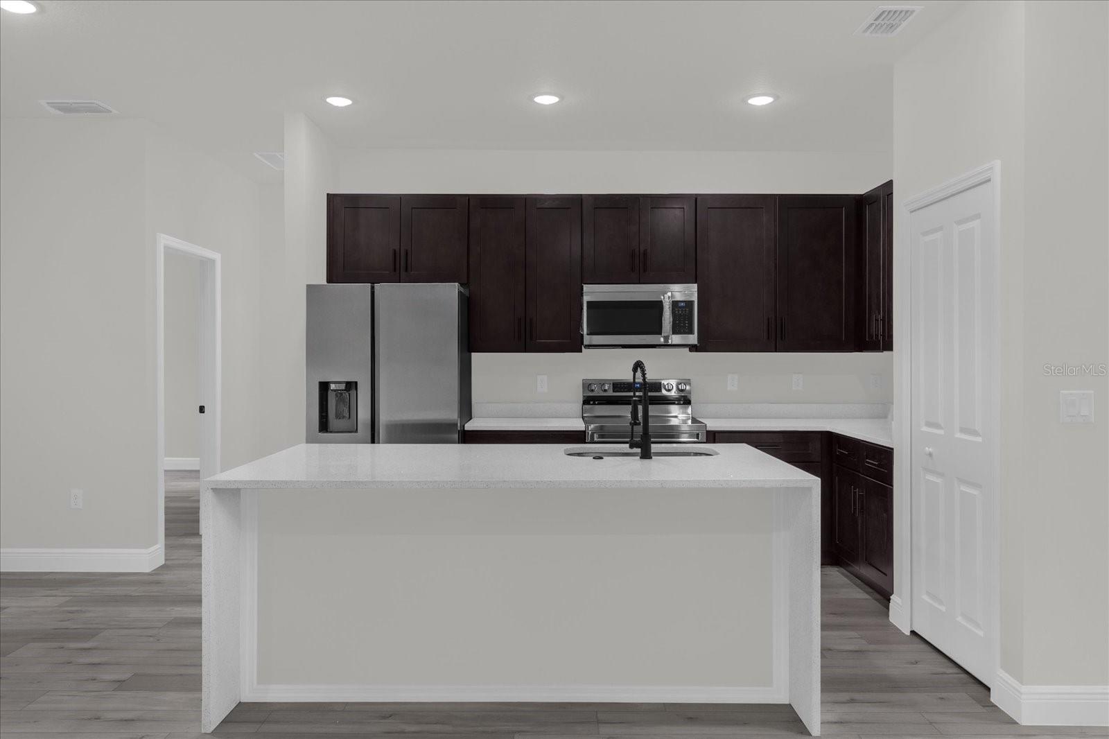 CITRUS SPGS UNIT 27 - Residential