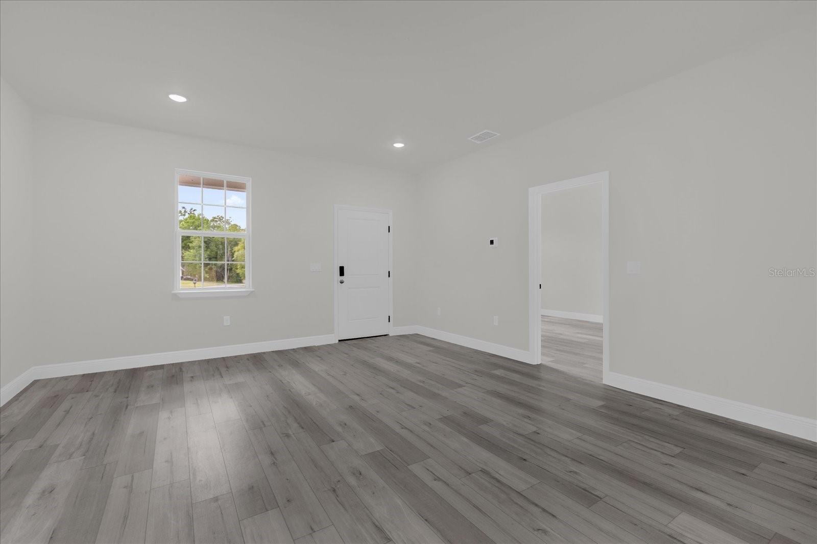 CITRUS SPGS UNIT 27 - Residential