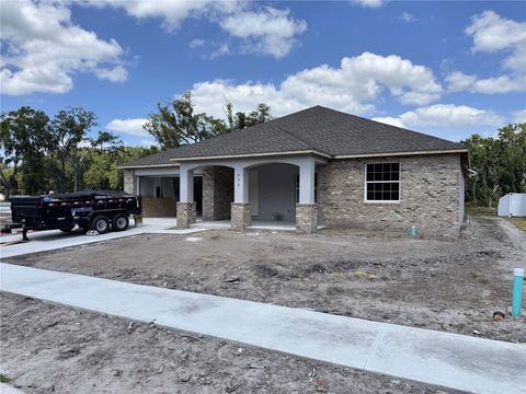Photo of 410 Shannon Estates Court, Plant City, FL 33563 (MLS # TB8376324)