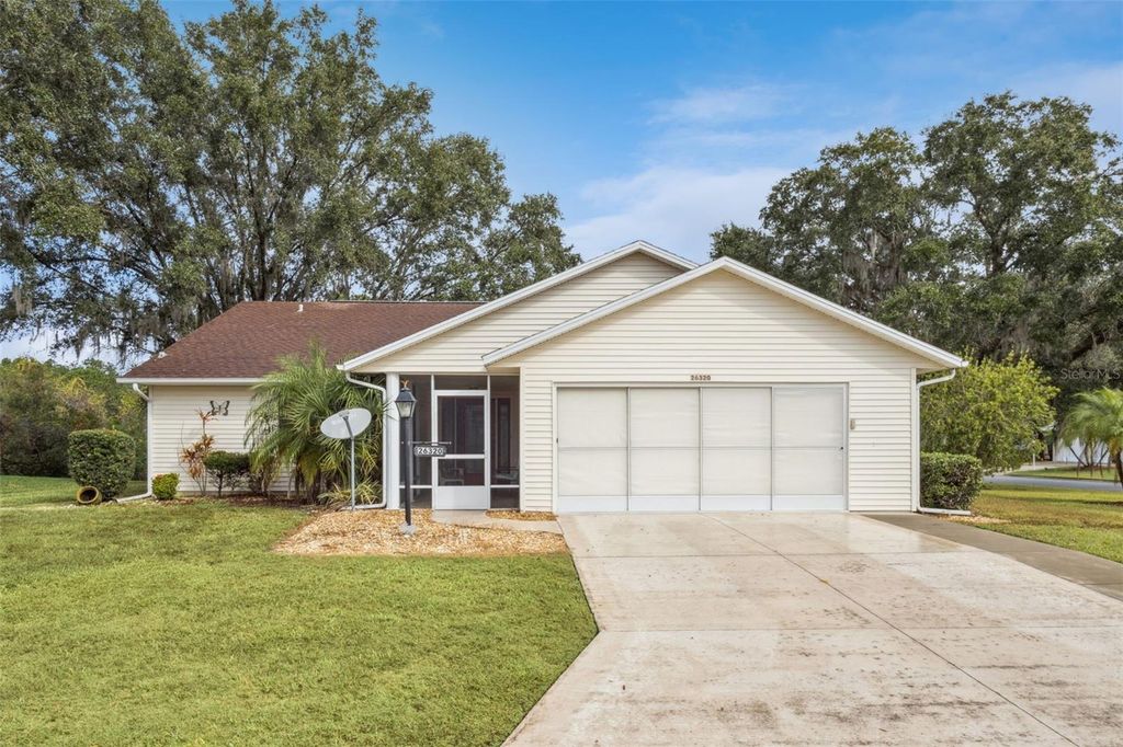 Photo of 26320 Evert Street, Leesburg, FL 34748 (MLS # G5105199)