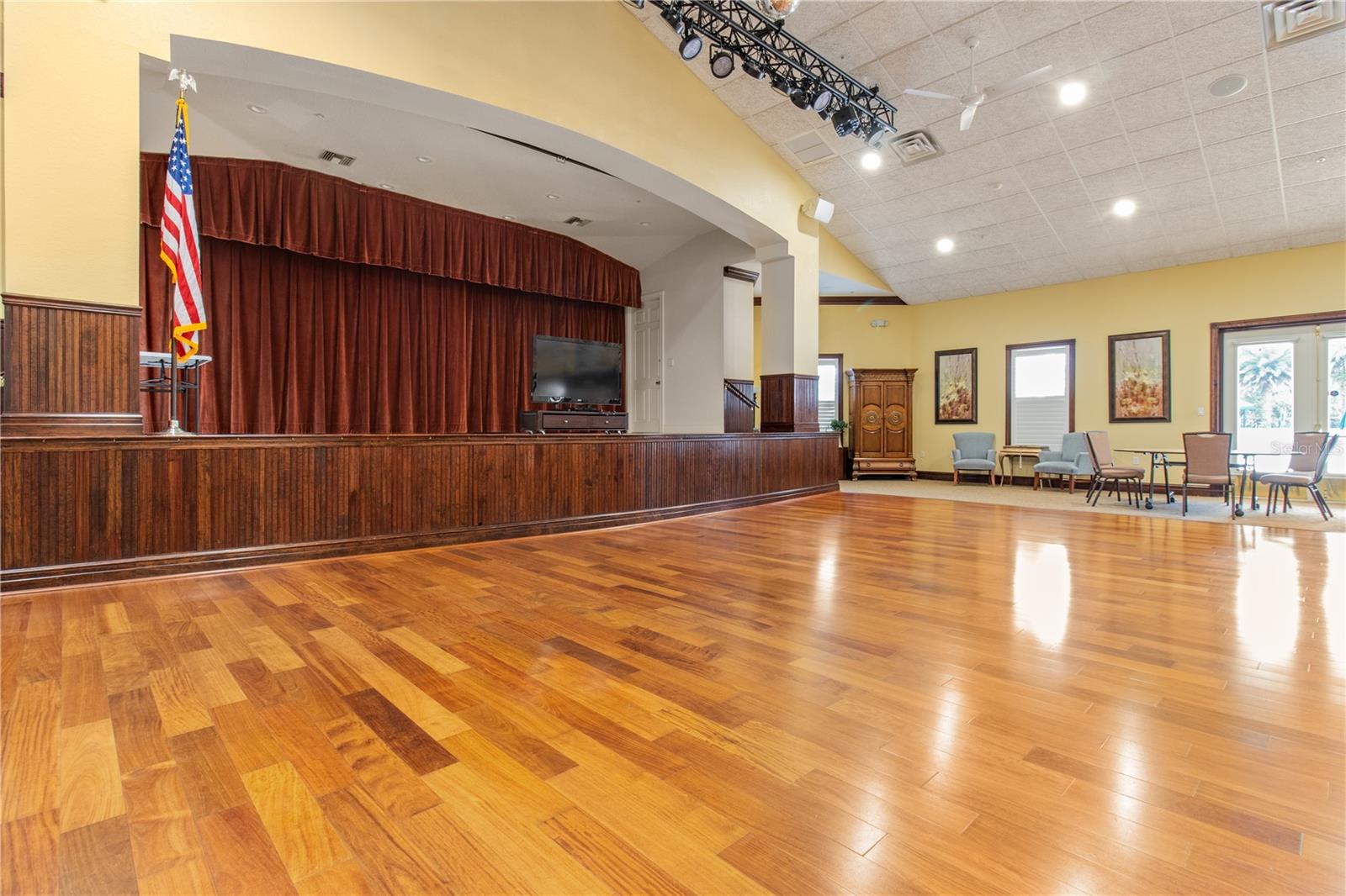 WELLINGTON AT SEVEN HILLS PH 6 - Residential