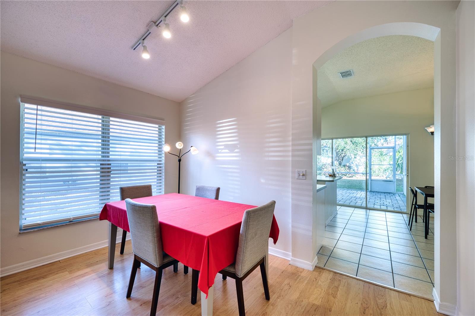 6334 YELLOWTOP DRIVE