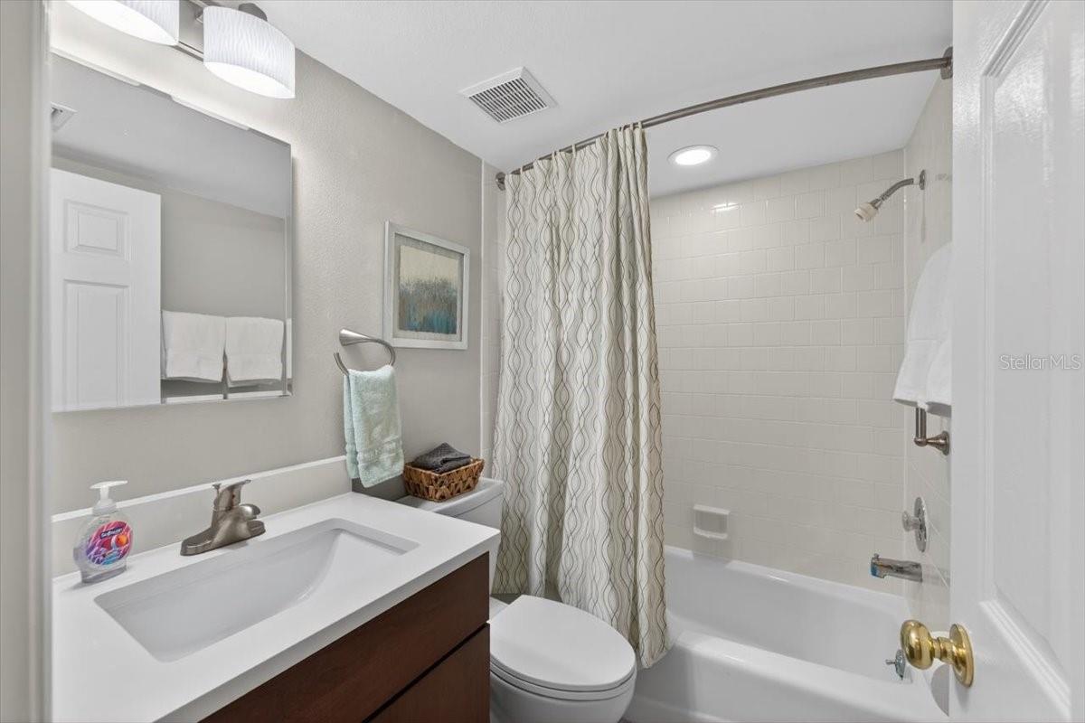EDGEWATER POINTE AT PERICO BAY CLUB II - Residential