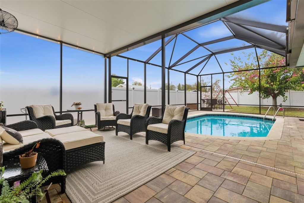 Photo of 3311 W Leila Avenue, Tampa, FL 33611 (MLS # TB8479344)