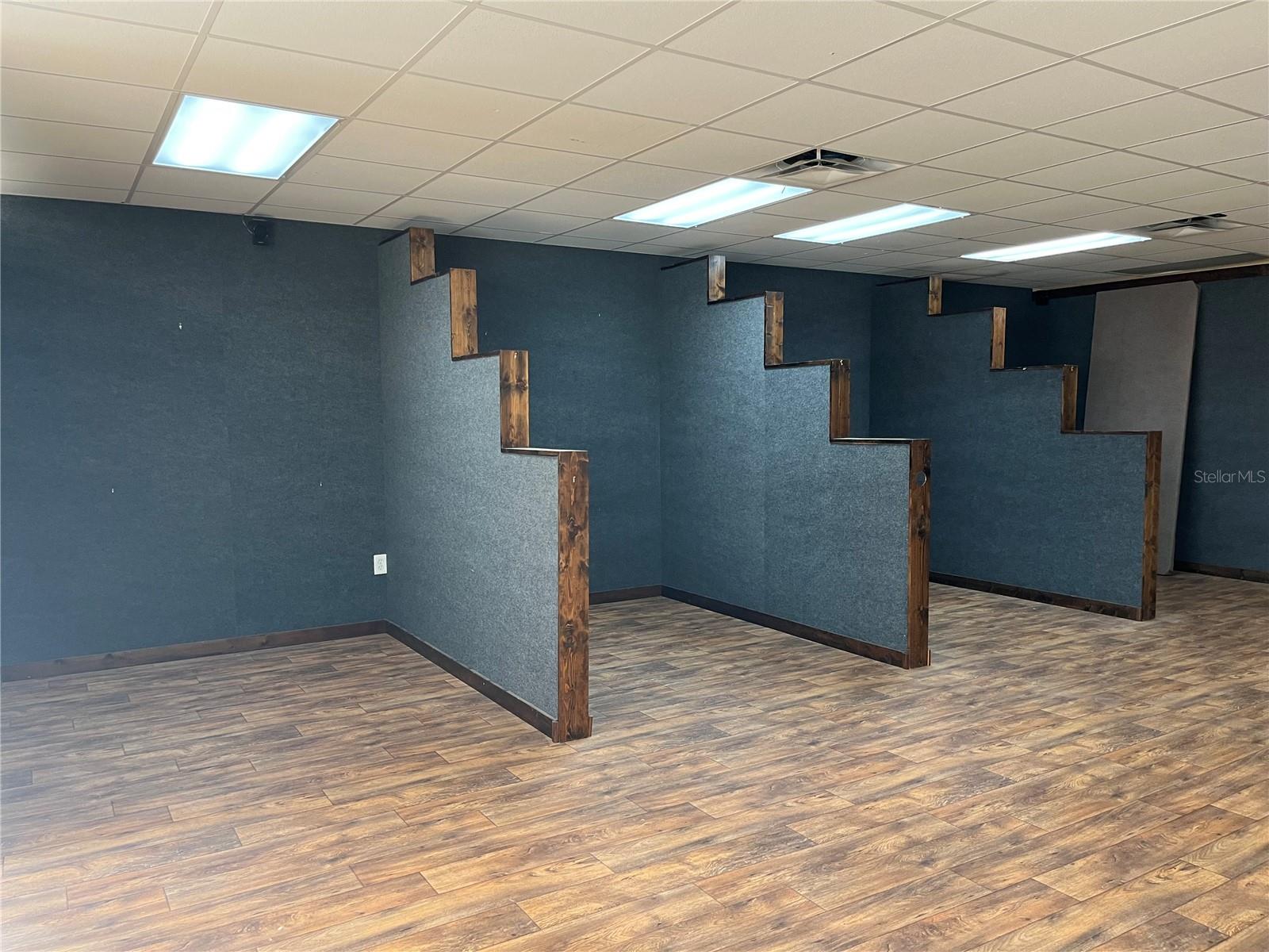 BAY STREET VILLAS - Commercial Sale