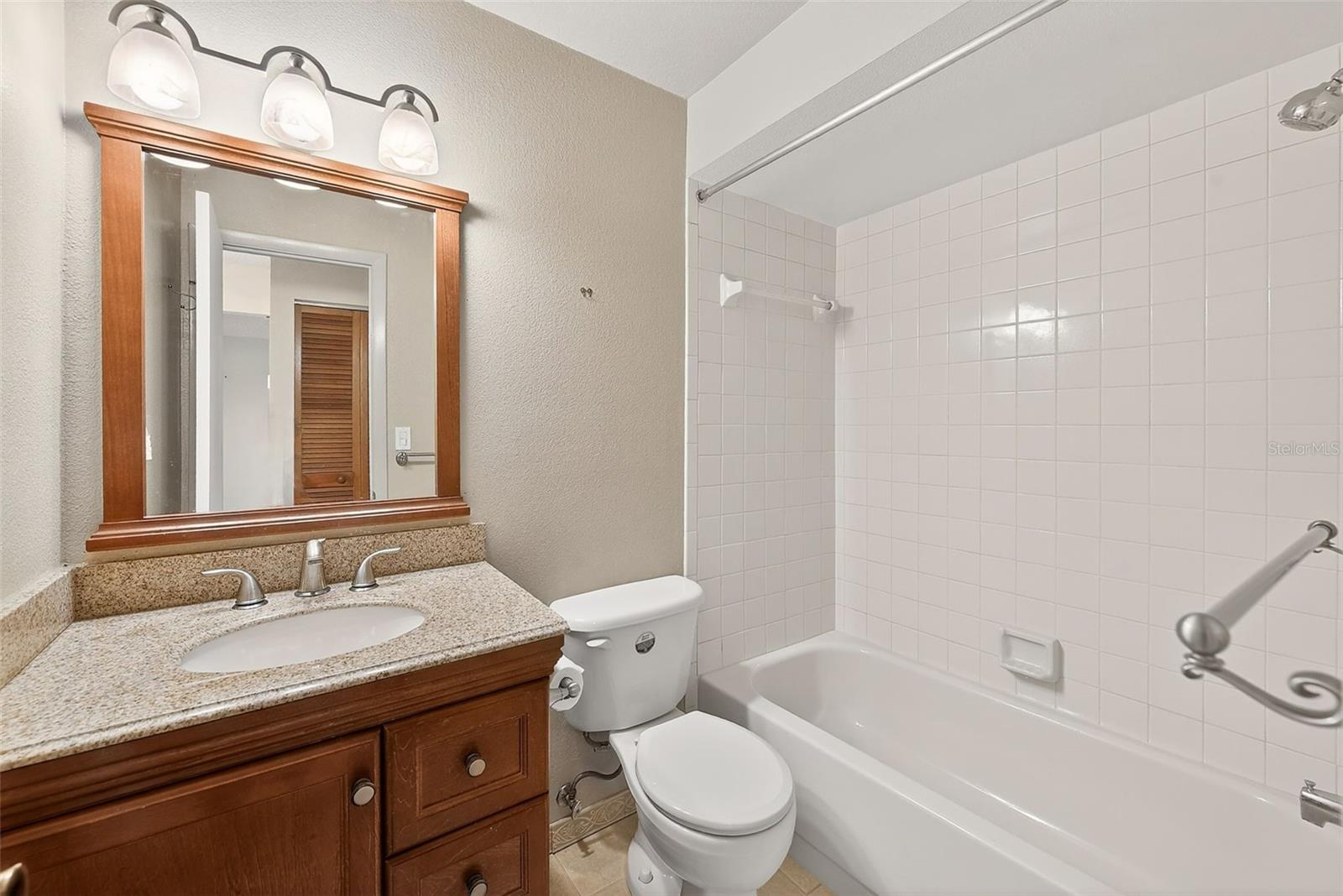 RIDGE GROVES CONDO - Residential