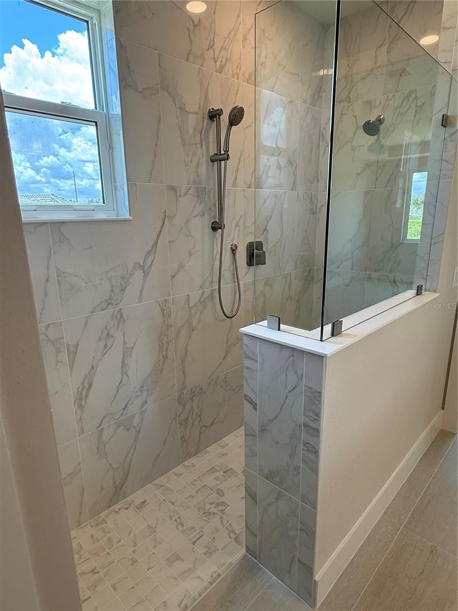 SHELLSTONE AT WATERSIDE - Residential